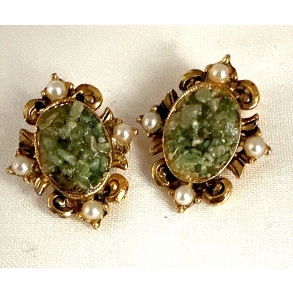 Vintage Green Aventurine Cluster Earrings Ornate Retro Elegance Granny Core - Picture 2 of 6